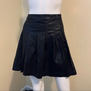 5/$25  Forever21 Leather Skirt Size L💓